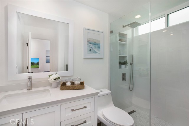 Detail Gallery Image 42 of 66 For 8 Summitcrest, Rancho Santa Margarita,  CA 92679 - 5 Beds | 3/1 Baths