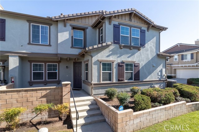 Detail Gallery Image 2 of 31 For 22331 Blue Lupine, Grand Terrace,  CA 92313 - 3 Beds | 2/1 Baths