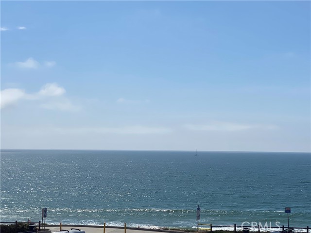 Detail Gallery Image 44 of 44 For 320 Paseo De La Playa a,  Redondo Beach,  CA 90277 - 2 Beds | 2/1 Baths