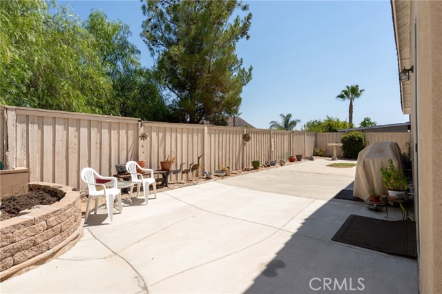 31960 Hollyhock Street, Lake Elsinore CA: https://media.crmls.org/medias/bcc87229-d2d3-4d72-bfdd-8d569adc08e0.jpg