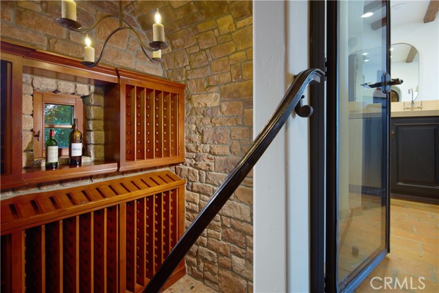 Detail Gallery Image 10 of 42 For 1302 Skyline Dr, Laguna Beach,  CA 92651 - 4 Beds | 4/1 Baths