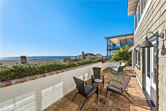 Detail Gallery Image 30 of 61 For 154 Pearl St, Laguna Beach,  CA 92651 - 3 Beds | 3 Baths