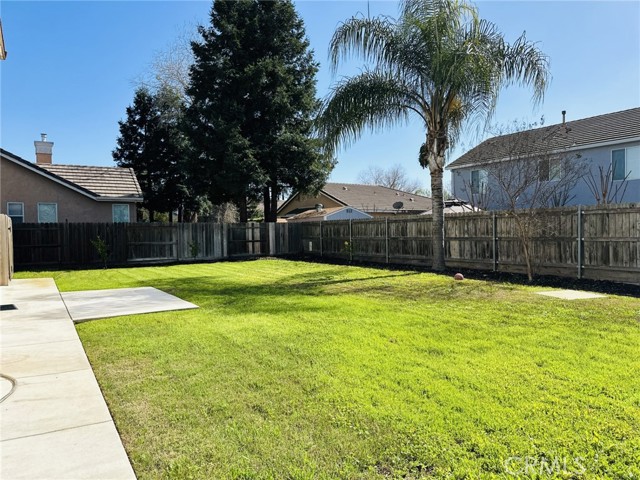 Detail Gallery Image 16 of 19 For 1304 Breezeway, Merced,  CA 95340 - 4 Beds | 3 Baths