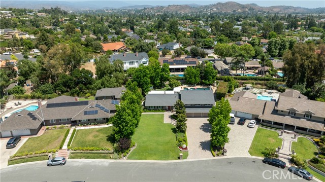 9642 James Circle, Villa Park CA: https://media.crmls.org/medias/bcca35b0-4c2f-479c-aa90-98bc76ee5832.jpg