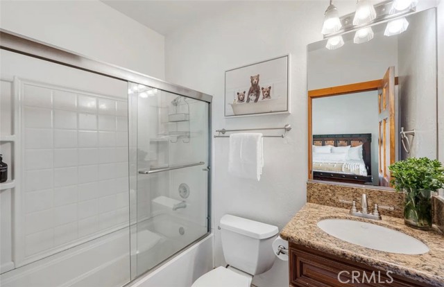 Detail Gallery Image 16 of 23 For 42521 Bear Loop North, Big Bear City,  CA 92314 - 4 Beds | 4/1 Baths