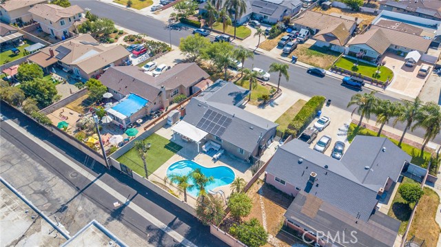 10245 Poulsen Avenue, Montclair CA: https://media.crmls.org/medias/bccb859c-1fbb-490e-a814-508790a4a828.jpg
