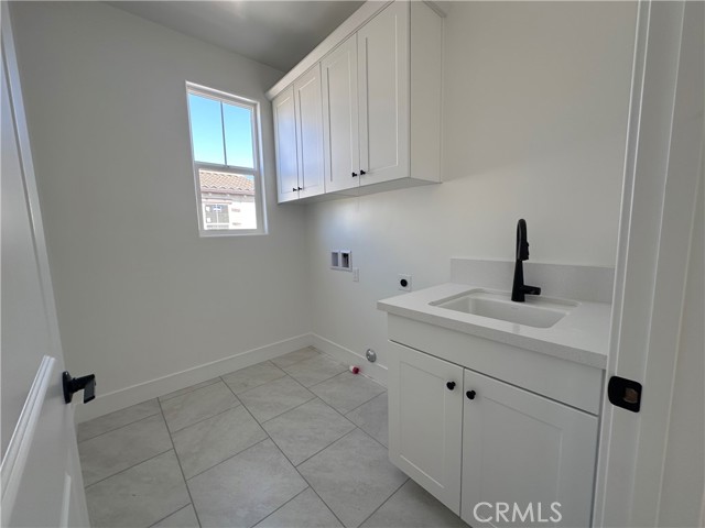 Detail Gallery Image 14 of 15 For 250 Memphis Belle Way, San Luis Obispo,  CA 93401 - 3 Beds | 2/1 Baths