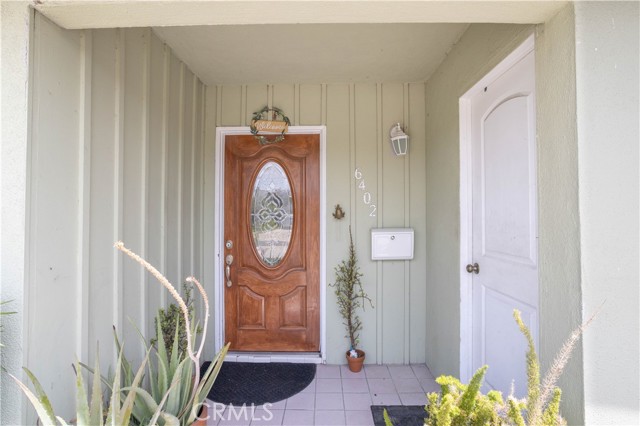 6402 Graves Avenue, Van Nuys CA: https://media.crmls.org/medias/bccbe040-1ab9-4c97-8b2e-4c35a189276b.jpg