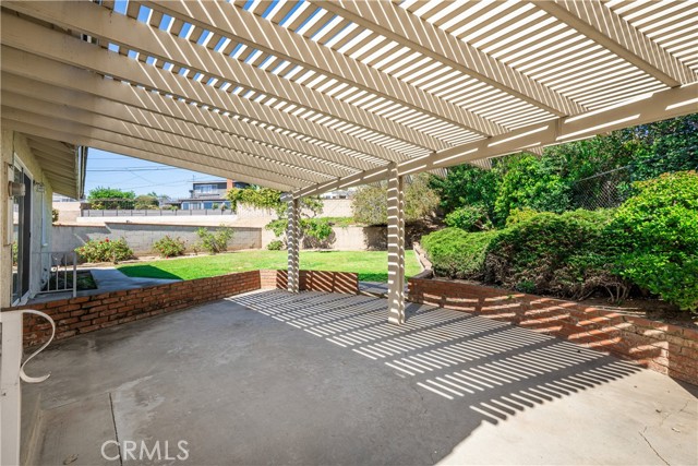 Image 4 of 28 For 1135 Catalina Ave.