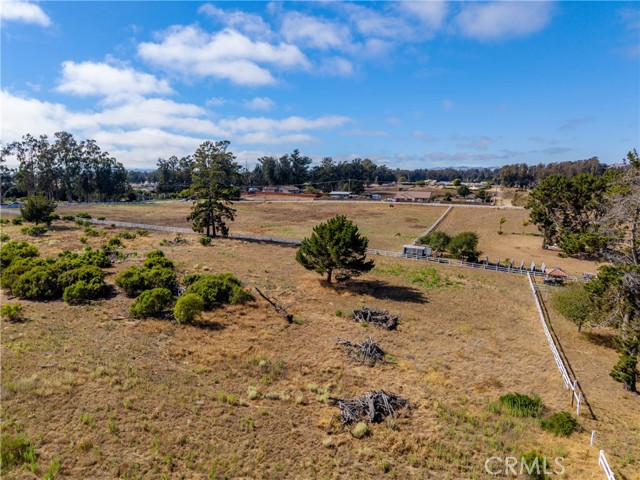 1255 Viva Way, Nipomo CA: https://media.crmls.org/medias/bcccc9e3-3c54-4aca-b972-facd6430e59b.jpg