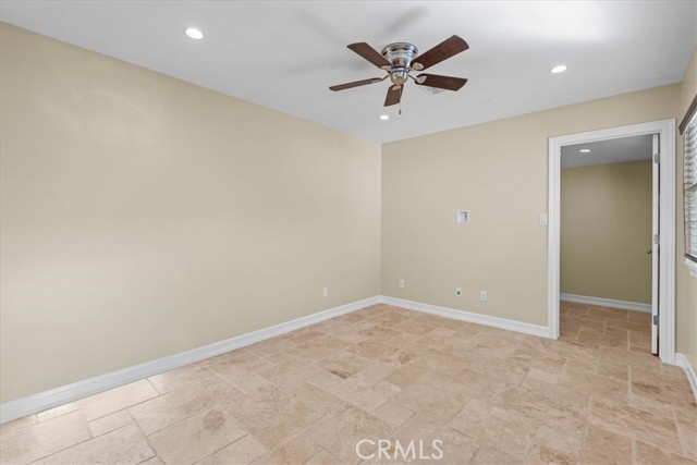 Detail Gallery Image 28 of 31 For 8471 Bedford Motor, Corona,  CA 92883 - 4 Beds | 4 Baths