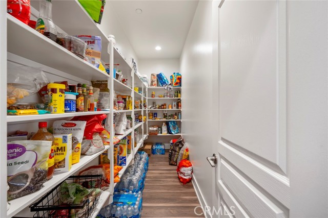 Detail Gallery Image 4 of 75 For 1673 Cirrus Way, Beaumont,  CA 92223 - 6 Beds | 4 Baths