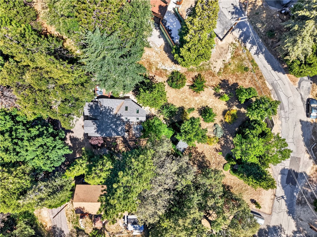 https://media.crmls.org/medias/bcd04974-b401-49c4-920c-7630dd753fbf.jpg?preset=X-Large