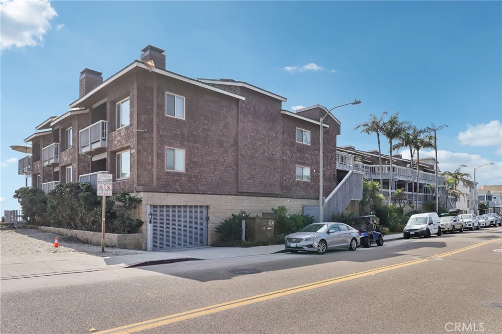 MLS #OC25192516 image #47