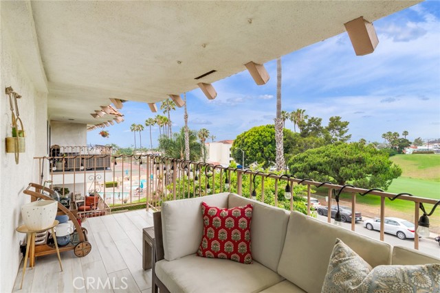 2501 S El Camino Real, San Clemente CA: https://media.crmls.org/medias/bcd1a5ce-fa37-4768-a481-9cb44bc3b968.jpg