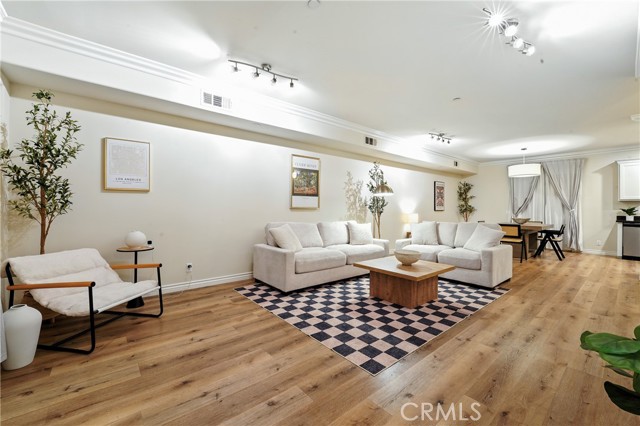 Detail Gallery Image 20 of 53 For 5805 Monterey Rd, Los Angeles,  CA 90042 - 3 Beds | 2/1 Baths
