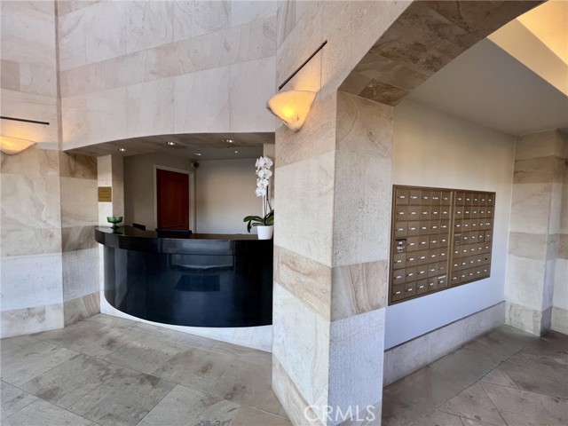 Drew Fenton | 11847 Gorham Avenue Los Angeles CA | MLS: 6884874