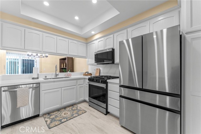 2095 Wetstone Court, Thousand Oaks CA: https://media.crmls.org/medias/bcd34753-b260-4c1b-9daf-aba8999f859d.jpg