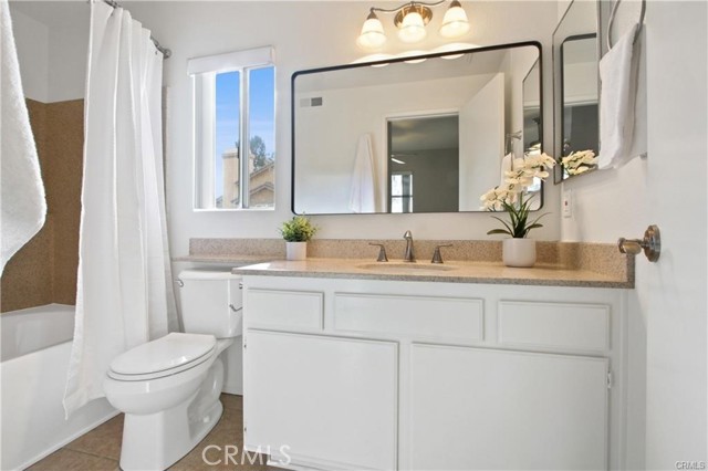 Detail Gallery Image 19 of 23 For 19431 Rue De Valore 49a,  Lake Forest,  CA 92610 - 2 Beds | 2 Baths