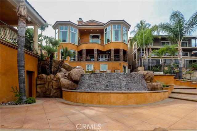 23180 Gray Fox Drive, Canyon Lake CA: https://media.crmls.org/medias/bcd38d53-8e08-4764-973c-0d919e04bc32.jpg