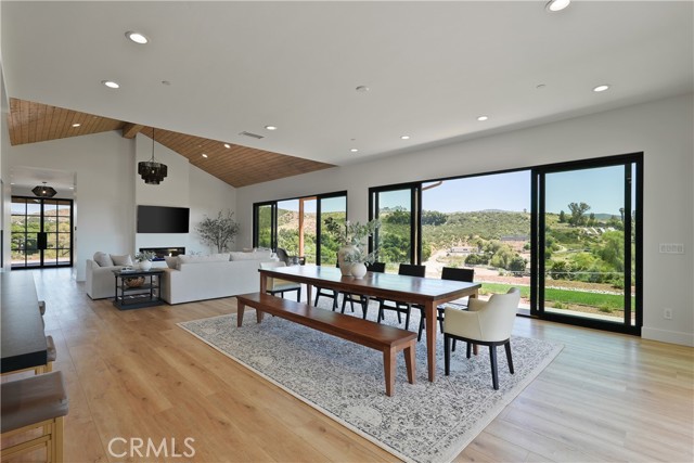 Detail Gallery Image 36 of 74 For 38721 Calle De Toros, Temecula,  CA 92592 - 5 Beds | 4 Baths