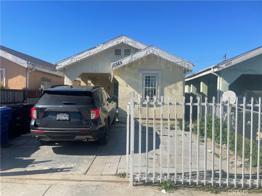 10969 Grape Street, Los Angeles, CA 90059