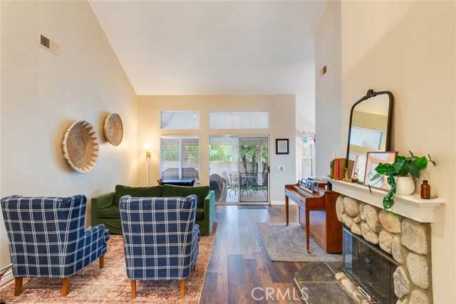 1648 Danbrook Place, Upland CA: https://media.crmls.org/medias/bcd5d8c6-ccc6-445f-b434-3d429c0fcb61.jpg