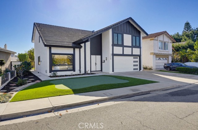 Detail Gallery Image 3 of 48 For 2228 E Nyon Ave, Anaheim,  CA 92806 - 5 Beds | 2/1 Baths