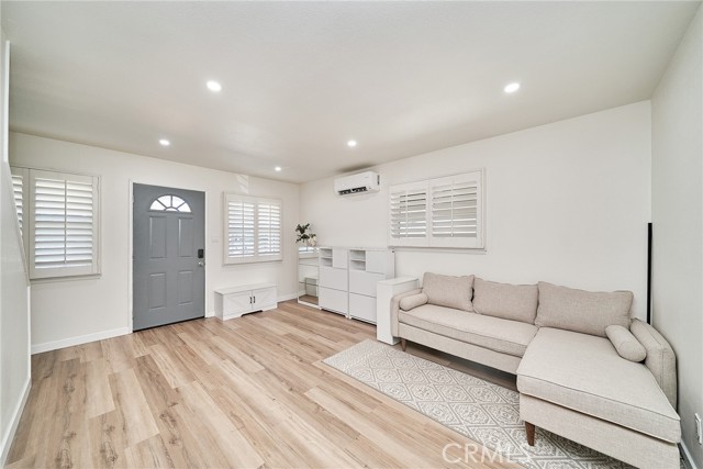 Detail Gallery Image 9 of 35 For 13007 Duffield Ave, La Mirada,  CA 90638 - 4 Beds | 2 Baths