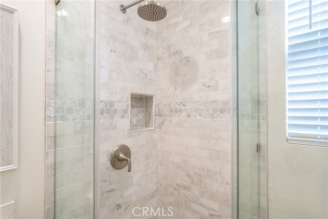 11298 Finders Court, Corona CA: https://media.crmls.org/medias/bcd801c3-34c5-48cd-90fc-a7780d57a10e.jpg