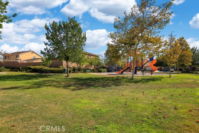 Detail Gallery Image 34 of 56 For 489 Berrybush St, Hemet,  CA 92543 - 3 Beds | 2 Baths