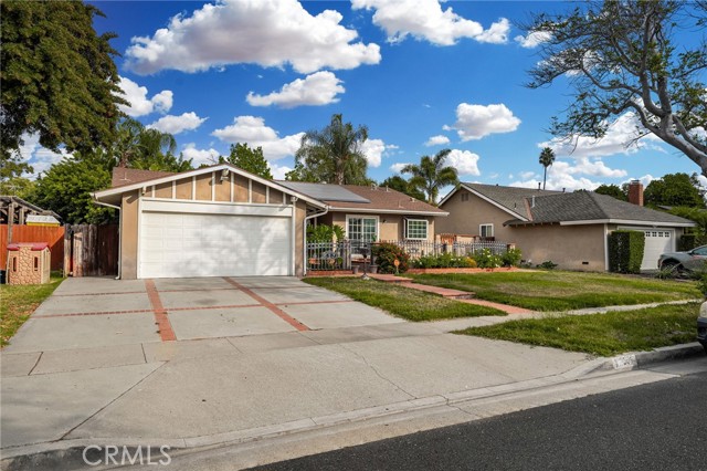 Detail Gallery Image 1 of 1 For 2809 Richmond St, Santa Ana,  CA 92705 - 4 Beds | 2 Baths