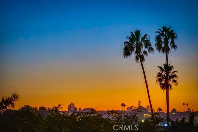 1300 12th Street, Manhattan Beach, California 90266, 2 Bedrooms Bedrooms, ,3 BathroomsBathrooms,Residential,Sold,12th,OC21247475