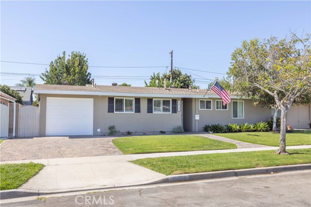 6834 E Mantova St, Long Beach, CA 90815