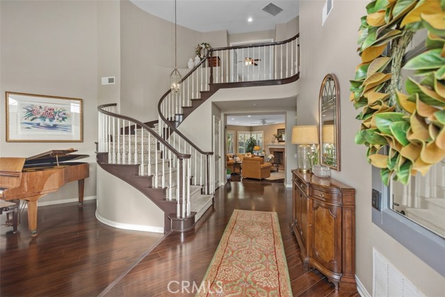 Detail Gallery Image 4 of 48 For 22432 Rosebriar, Mission Viejo,  CA 92692 - 5 Beds | 3 Baths