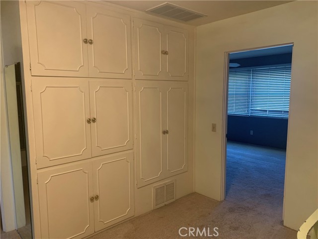 Detail Gallery Image 11 of 23 For 143 E Cypress Ave, Redlands,  CA 92373 - 3 Beds | 2/1 Baths