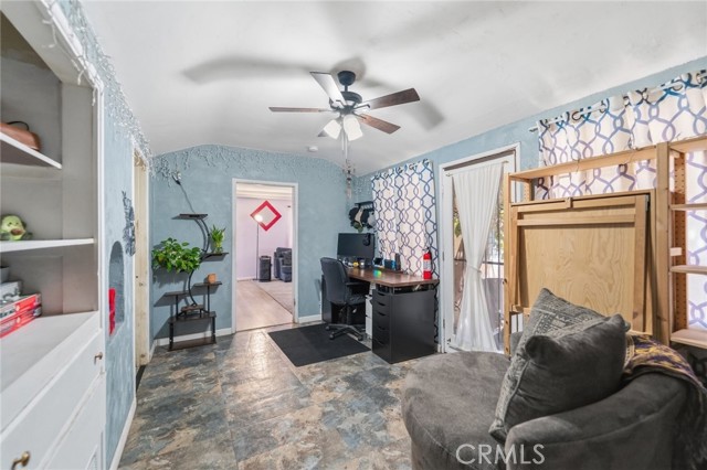 Detail Gallery Image 16 of 39 For 1168 N G, San Bernardino,  CA 92410 - 2 Beds | 2 Baths