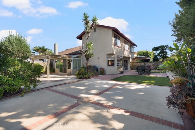 Detail Gallery Image 25 of 31 For 3485 Venetian Dr, Costa Mesa,  CA 92626 - 4 Beds | 2/1 Baths
