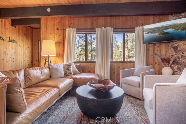 Detail Gallery Image 18 of 61 For 912 Bear Mountain Rd, Big Bear City,  CA 92314 - 3 Beds | 2 Baths