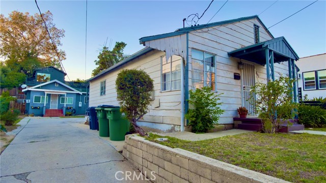 Detail Gallery Image 24 of 24 For 843 Laveta Ter, Echo Park,  CA 90026 - 4 Beds | 2 Baths