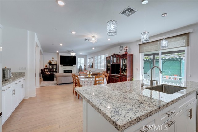 Detail Gallery Image 15 of 75 For 26243 Silver Birch, Menifee,  CA 92584 - 4 Beds | 3/1 Baths