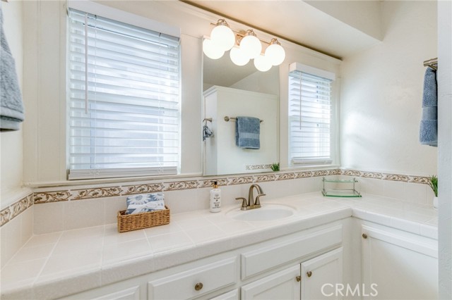Detail Gallery Image 26 of 41 For 701 E Clinton, Fresno,  CA 93704 - 3 Beds | 1 Baths