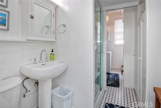 Detail Gallery Image 13 of 15 For 209 Agate, Newport Beach,  CA 92662 - 3 Beds | 2 Baths