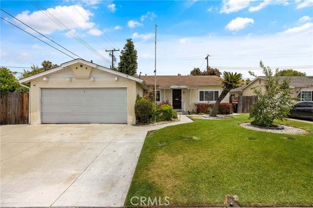 Detail Gallery Image 1 of 45 For 14102 Lake St, Garden Grove,  CA 92843 - 3 Beds | 1/1 Baths