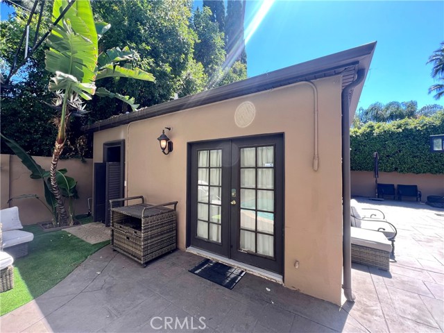 Detail Gallery Image 16 of 19 For 17401 Raymer St, Northridge,  CA 90039 - 1 Beds | 1 Baths