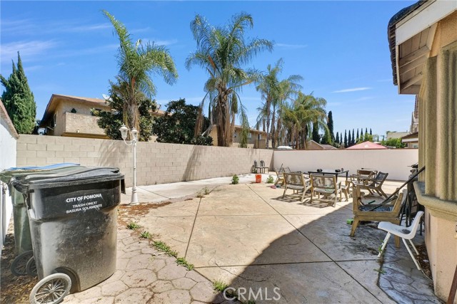 Detail Gallery Image 22 of 26 For 1451 W 10th St, Pomona,  CA 91766 - 4 Beds | 3 Baths