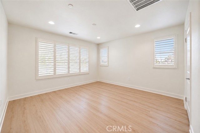 23201 West Canterbury photo 17