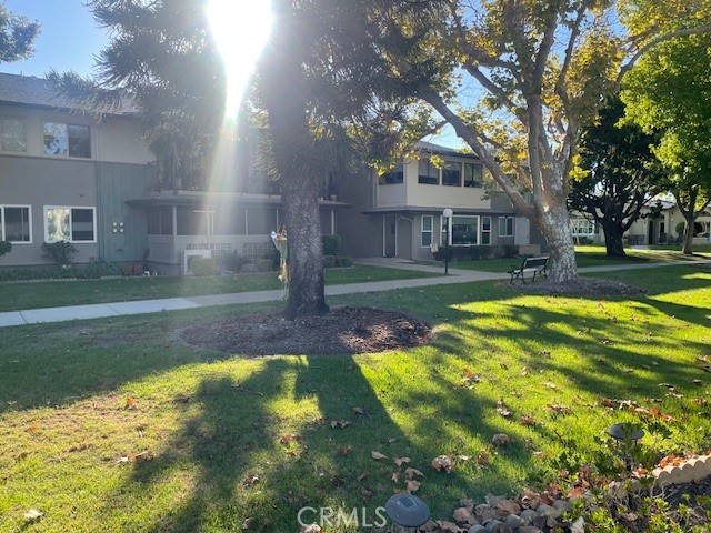 13360 Del Monte Drive, Seal Beach CA: https://media.crmls.org/medias/bce161e3-0535-4949-977d-e6579fc80748.jpg