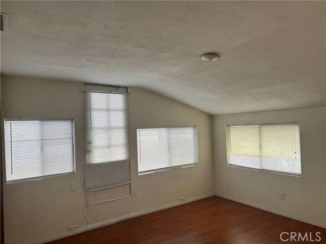 Detail Gallery Image 8 of 10 For 11814 Newgate Ave #B,  Whittier,  CA 90605 - 2 Beds | 1 Baths