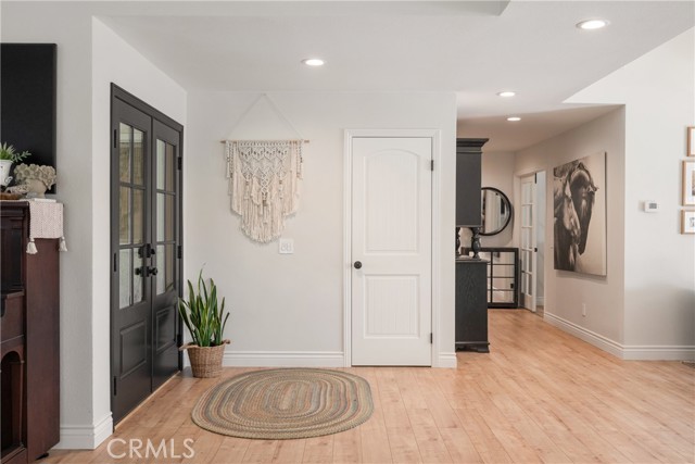 Detail Gallery Image 33 of 61 For 13822 Henstridge Cir, Tustin,  CA 92780 - 4 Beds | 3 Baths